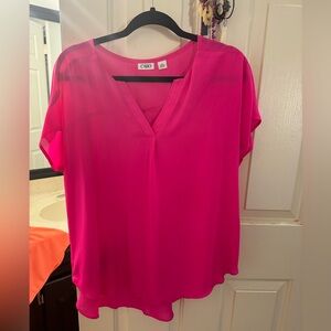 V cut pink casual top.